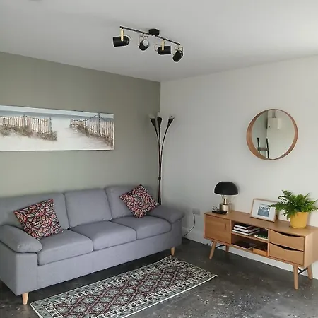 - The Horizon House Apartman
